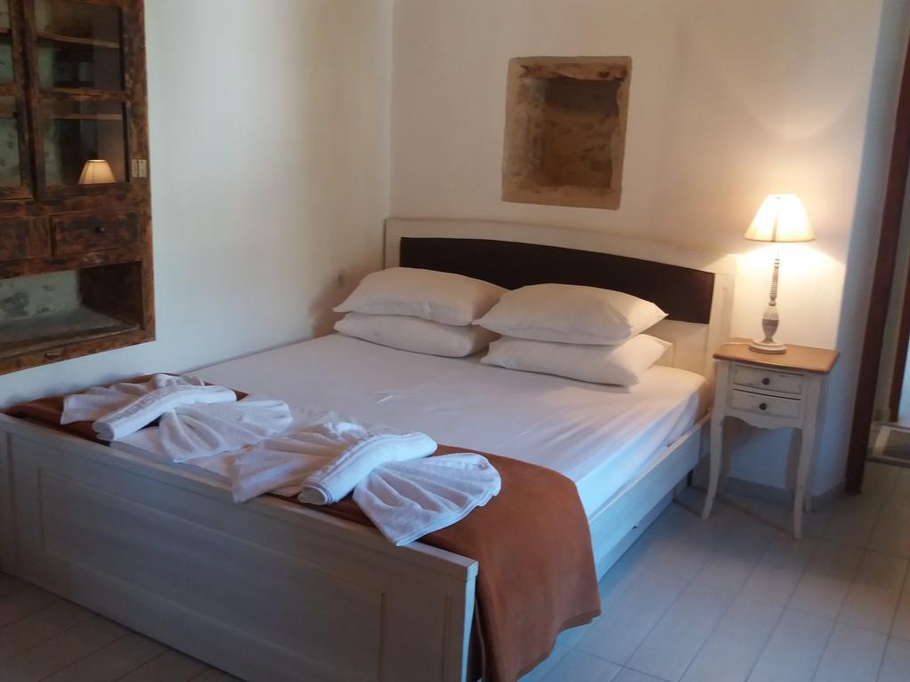 Heracles Traditional Cretan Houses Spilion Room photo